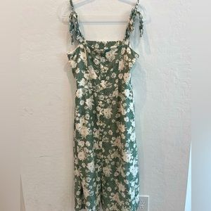 Sage green linen tie strap floral button through closure A line dress women’s L